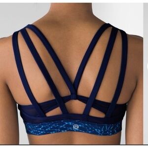 Lululemon Samba Snake Kayak Blue Cross Back Special Edition Energy Bra